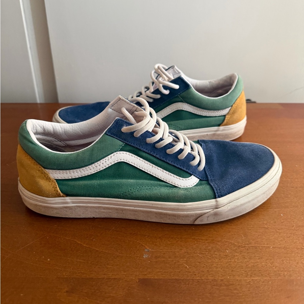Vans Yacht Club old school.